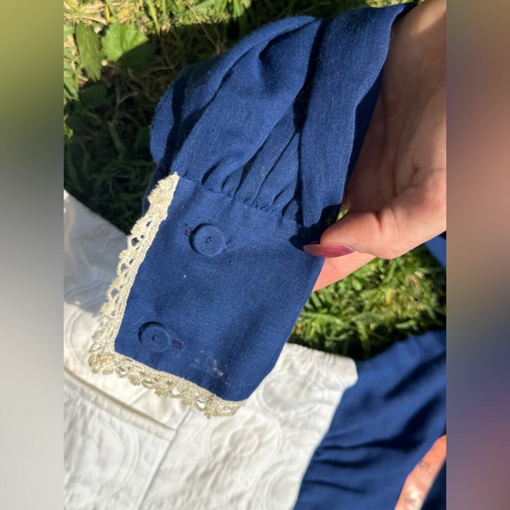 70s Vintage Long Sleeve Navy and Cream Dress - Picture 7 of 8